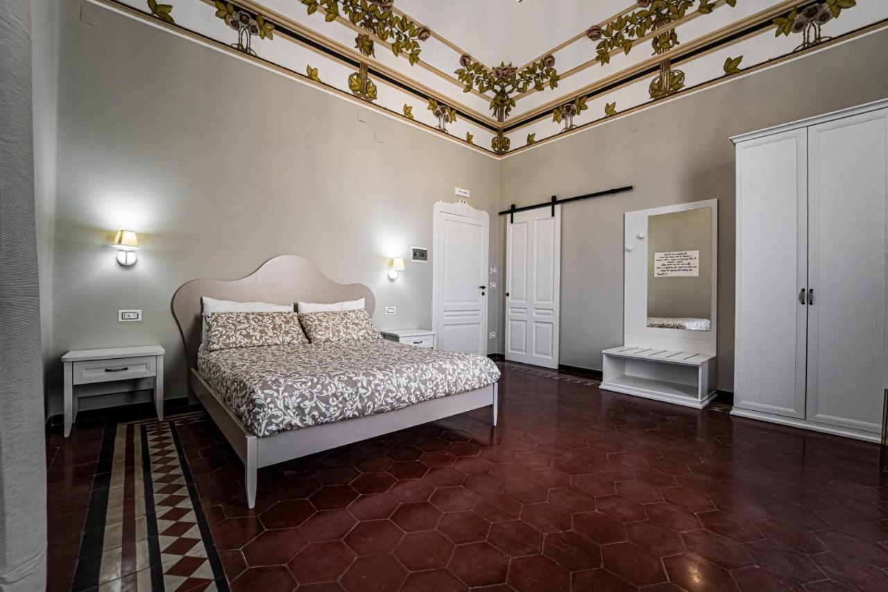 Gli Specchi Di Archimede Bed & Breakfast Сиракуза Екстериор снимка