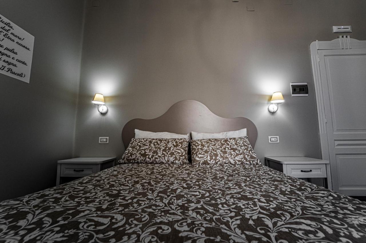 Gli Specchi Di Archimede Bed & Breakfast Сиракуза Екстериор снимка
