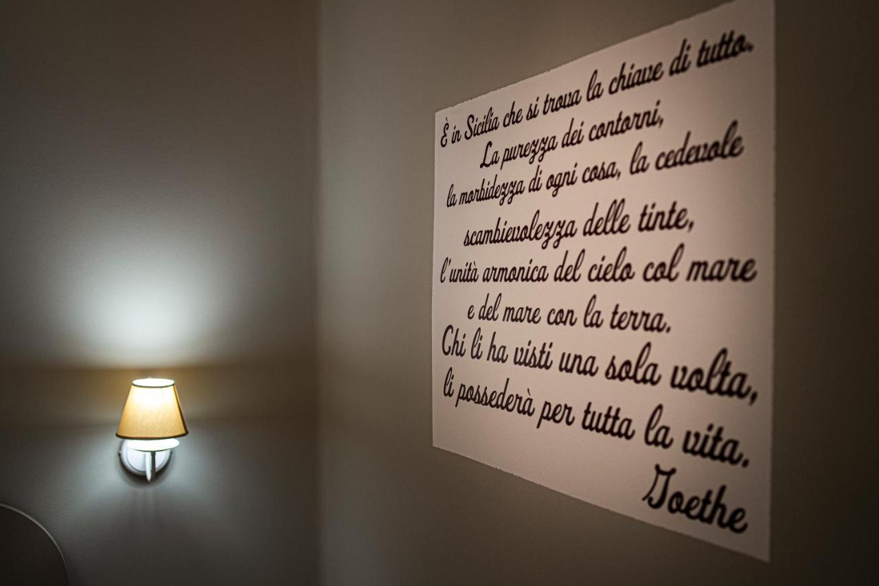 Gli Specchi Di Archimede Bed & Breakfast Сиракуза Екстериор снимка