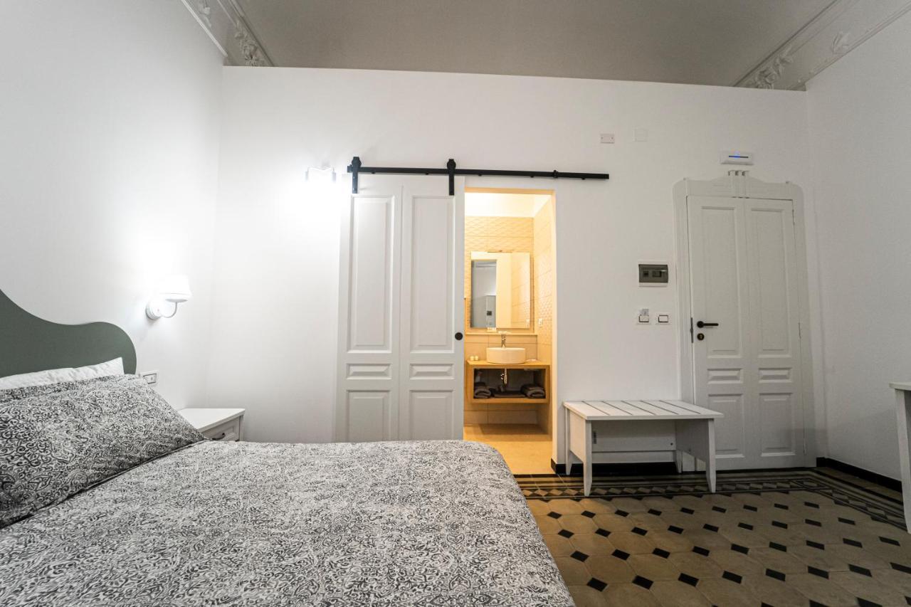 Gli Specchi Di Archimede Bed & Breakfast Сиракуза Екстериор снимка