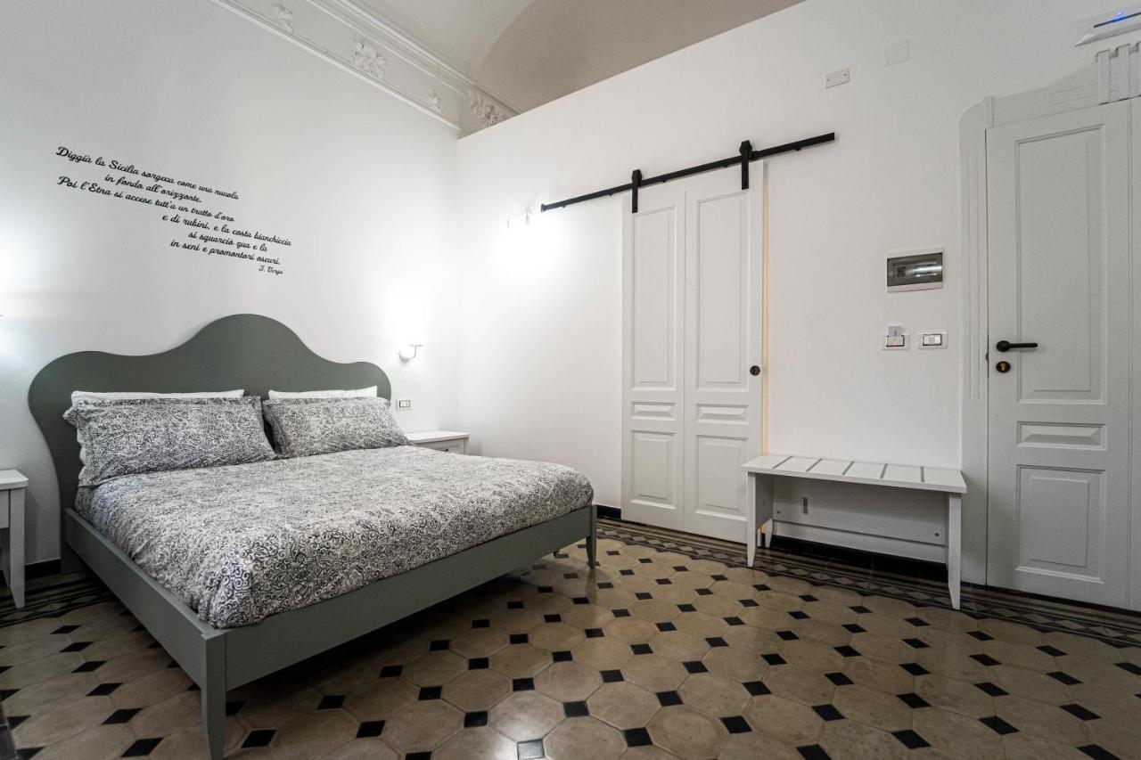 Gli Specchi Di Archimede Bed & Breakfast Сиракуза Екстериор снимка